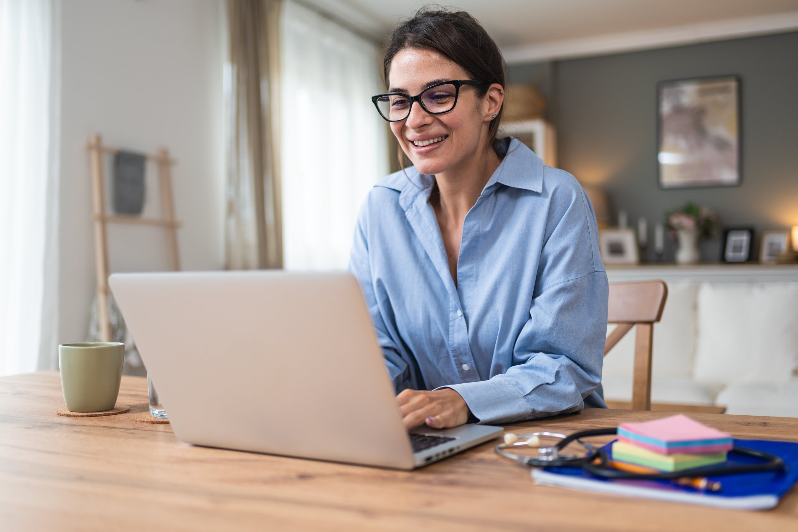woman on her laptop